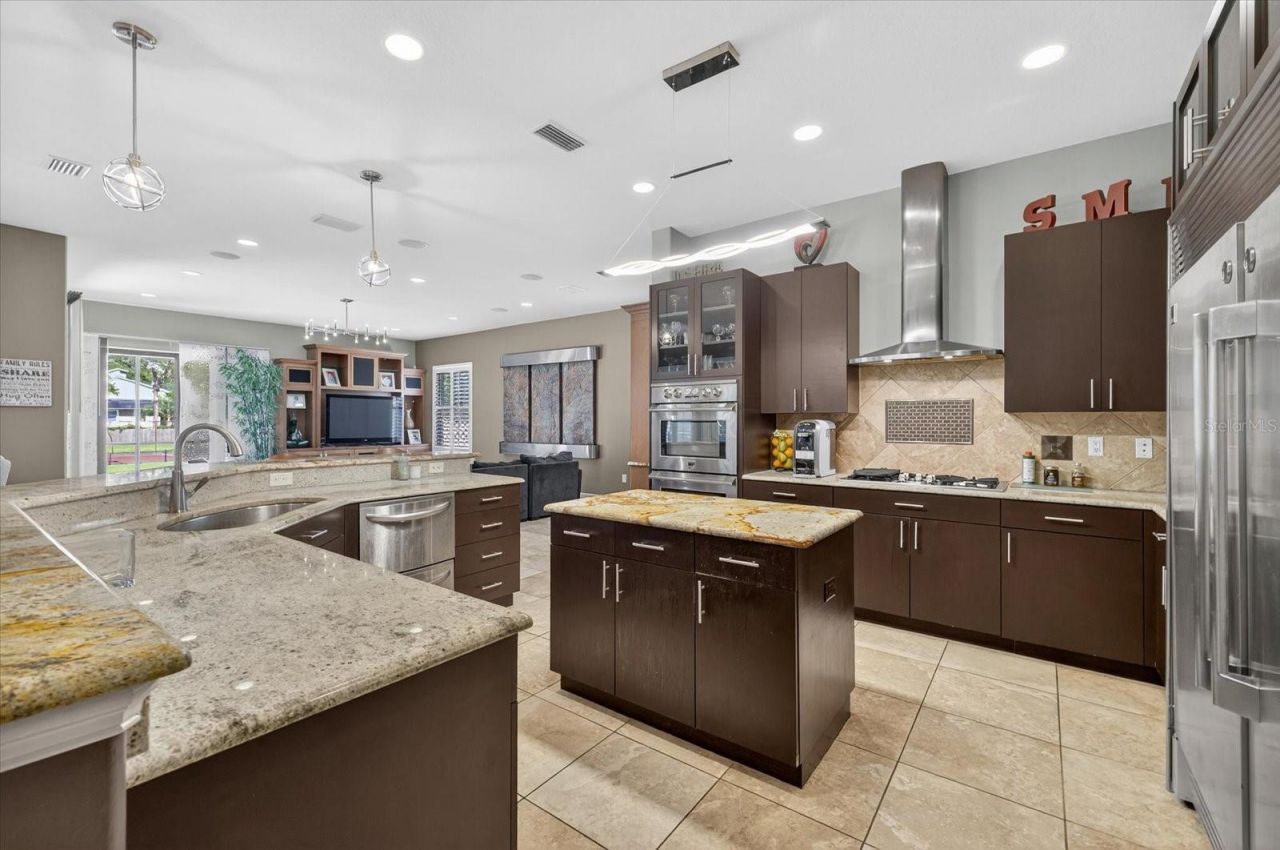 2555 Bryan Lane, Tarpon Springs, FL 34688 Photo