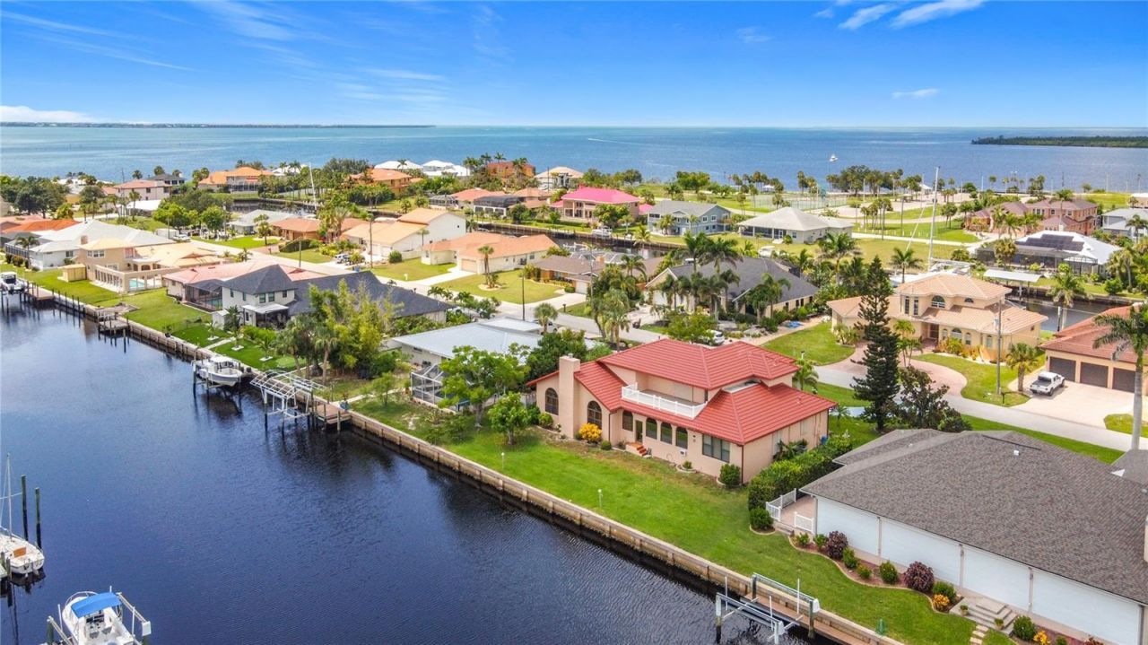 134 Seville Place Sw, Port Charlotte, FL 33952 Photo