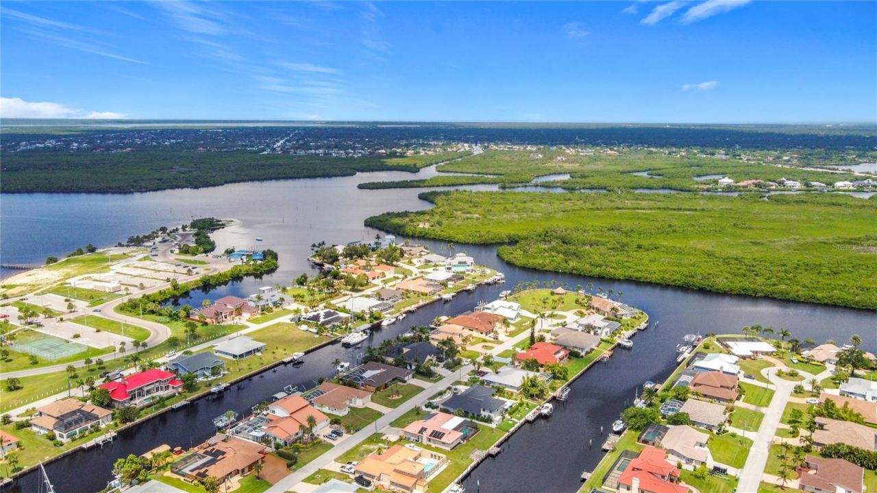 134 Seville Place Sw, Port Charlotte, FL 33952 Photo