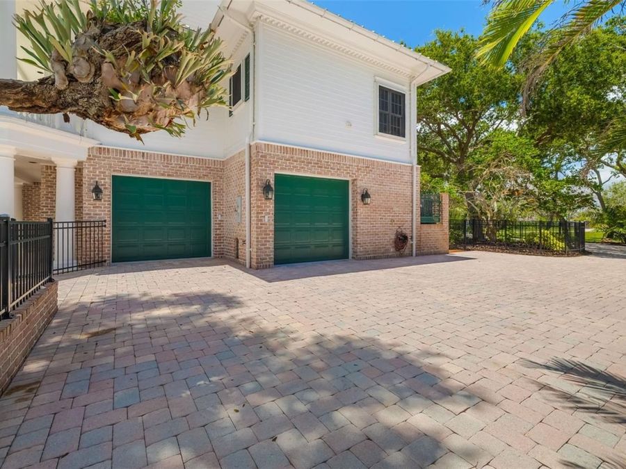 Property Image 80