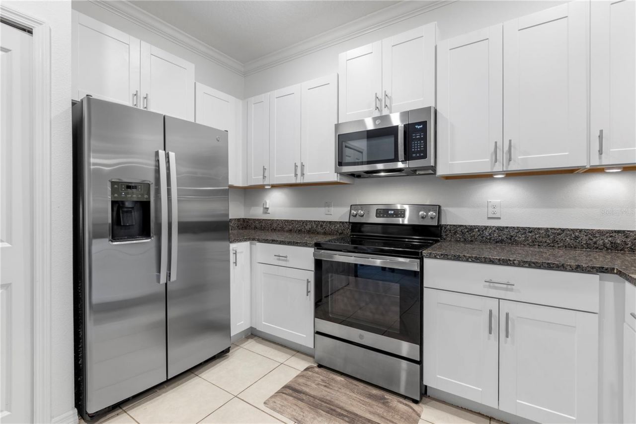 36515 Camp Fire Terrace, Zephyrhills, FL 33541 Photo