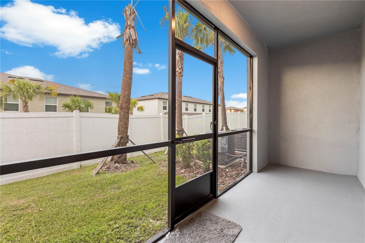 36515 Camp Fire Terrace, Zephyrhills, FL 33541 Photo