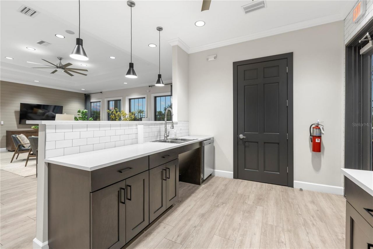 36515 Camp Fire Terrace, Zephyrhills, FL 33541 Photo