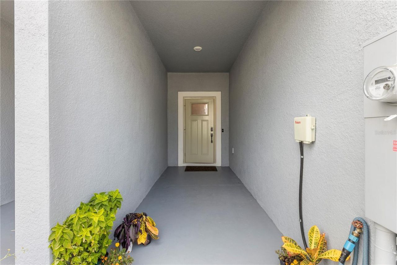 36515 Camp Fire Terrace, Zephyrhills, FL 33541 Photo