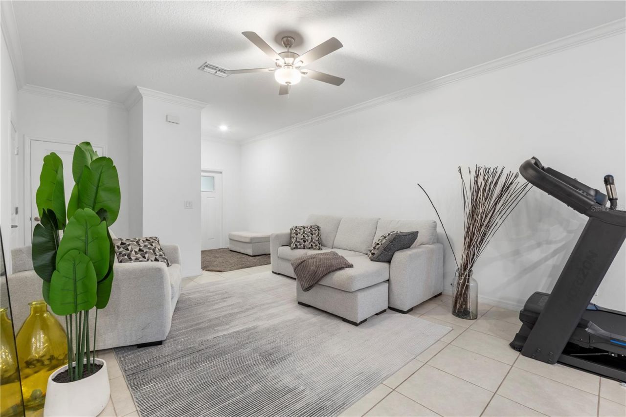 36515 Camp Fire Terrace, Zephyrhills, FL 33541 Photo