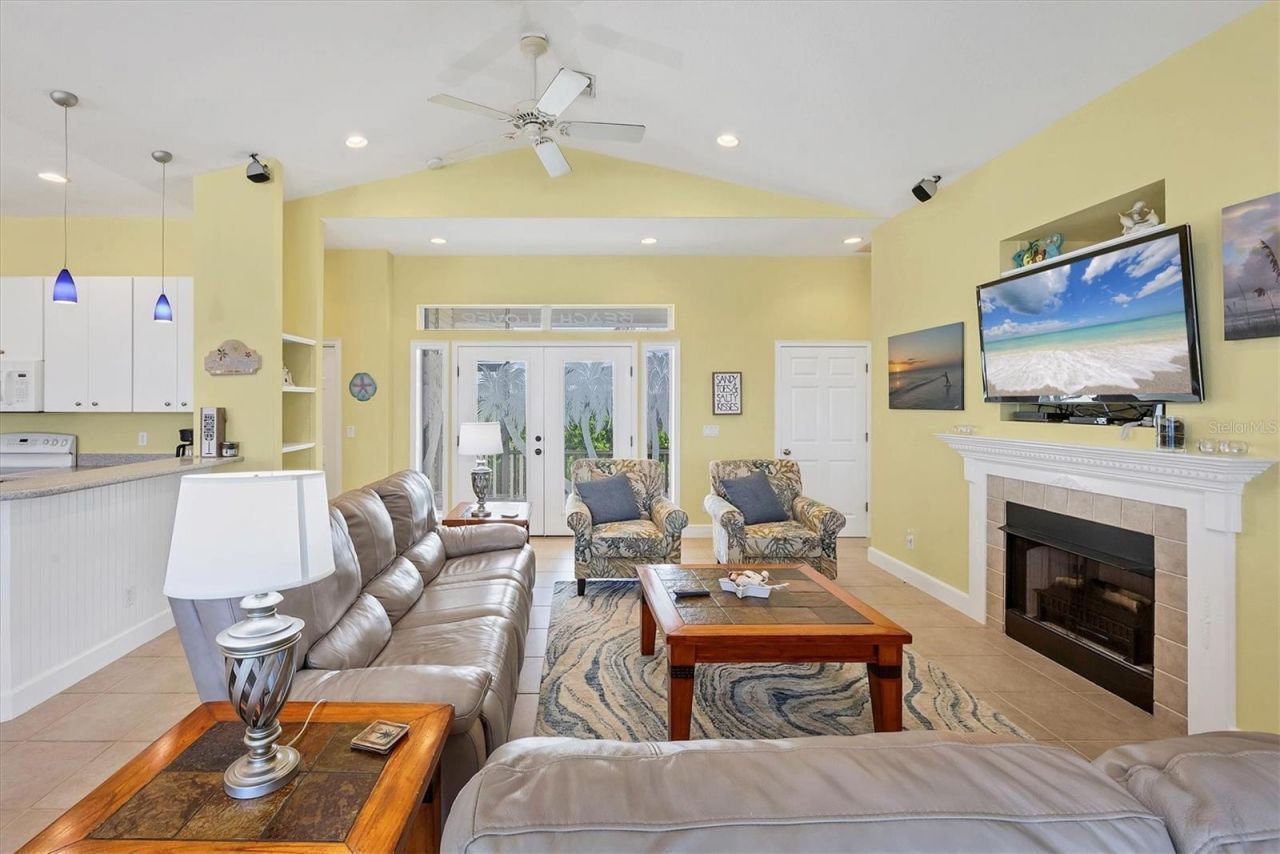 161 S Gulf Boulevard, Placida, FL 33946 Photo