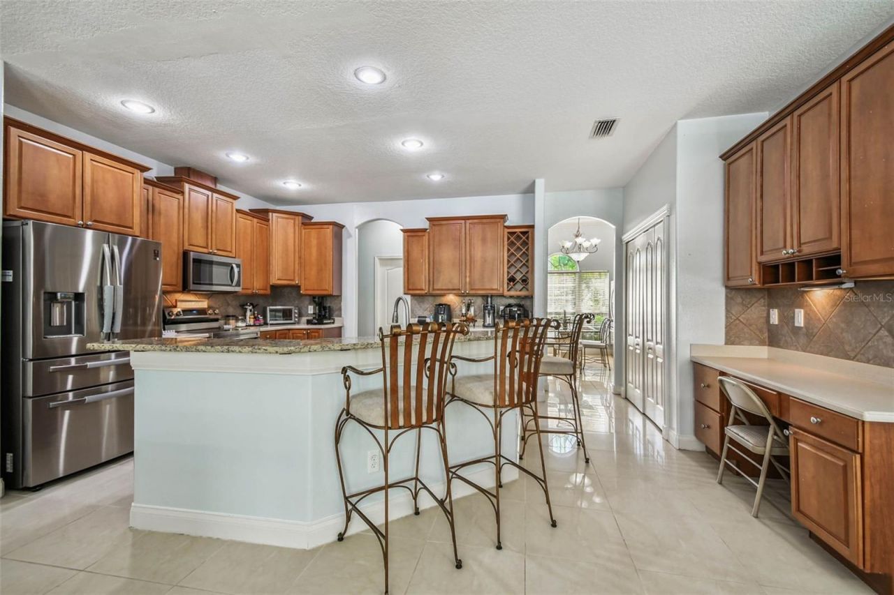 10526 Greencrest Drive, Tampa, FL 33626 Photo