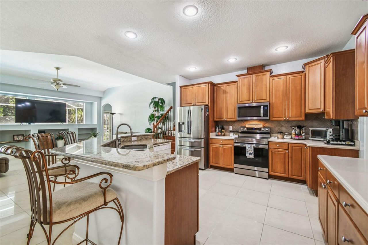 10526 Greencrest Drive, Tampa, FL 33626 Photo