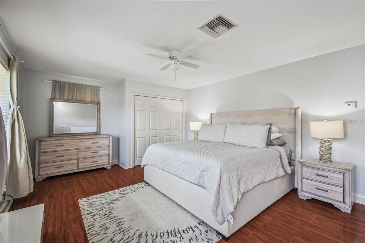 10526 Greencrest Drive, Tampa, FL 33626 Photo