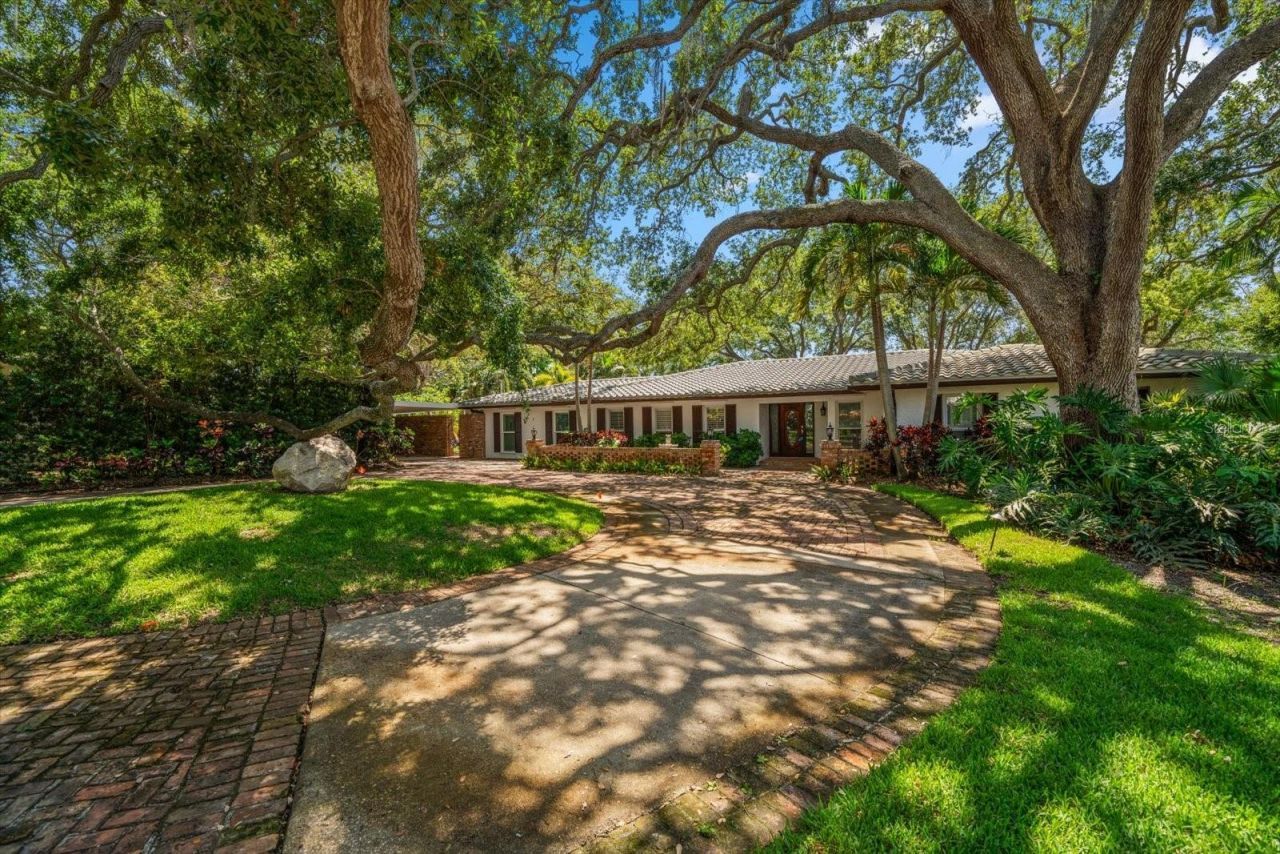 7 Rosery Lane, Belleair, FL 33756 Photo