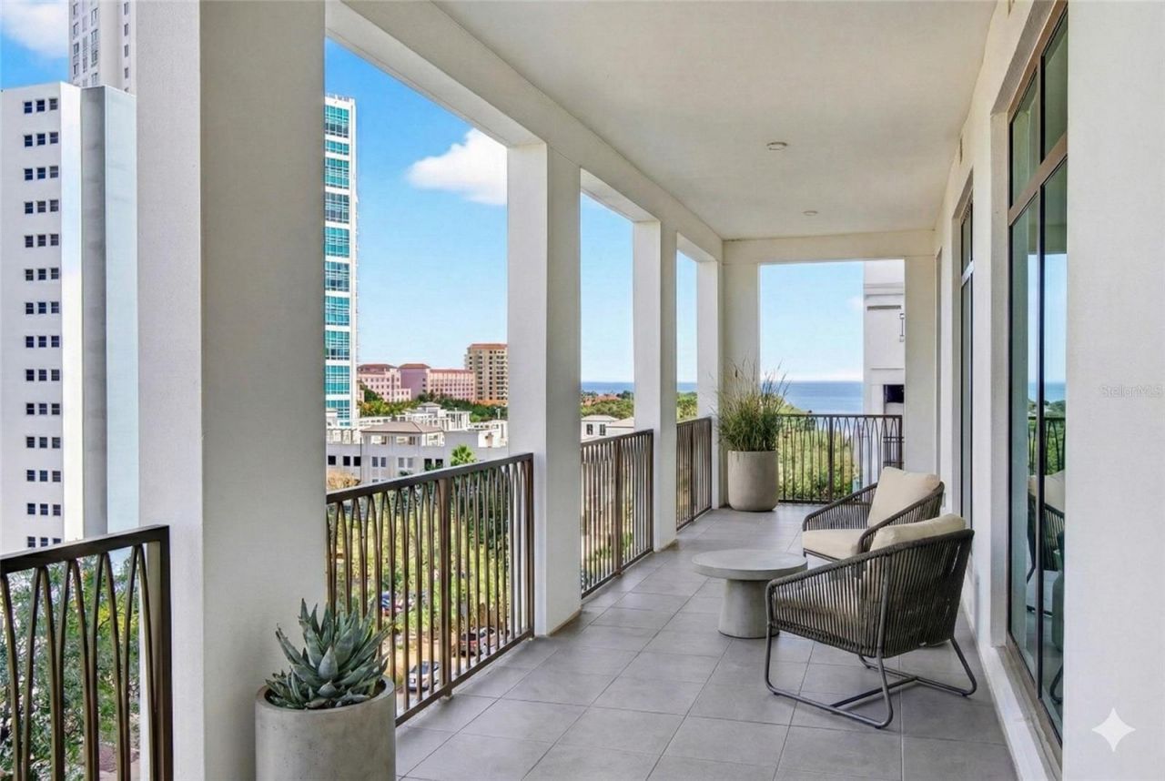 126 4th Avenue Ne, Unit 601, Saint Petersburg, FL 33701 Photo