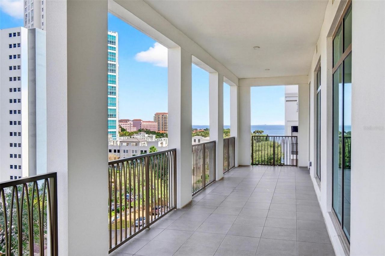 126 4th Avenue Ne, Unit 601, Saint Petersburg, FL 33701 Photo