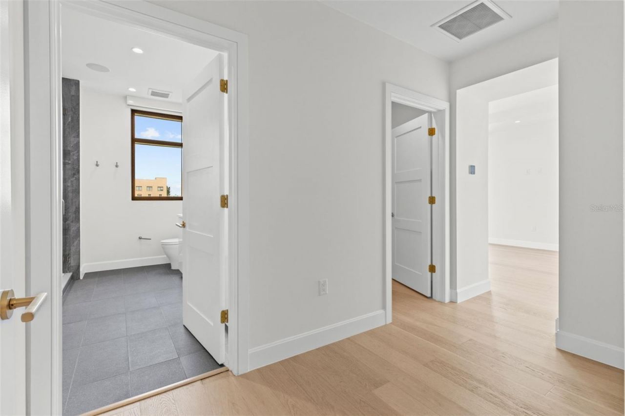 126 4th Avenue Ne, Unit 601, Saint Petersburg, FL 33701 Photo