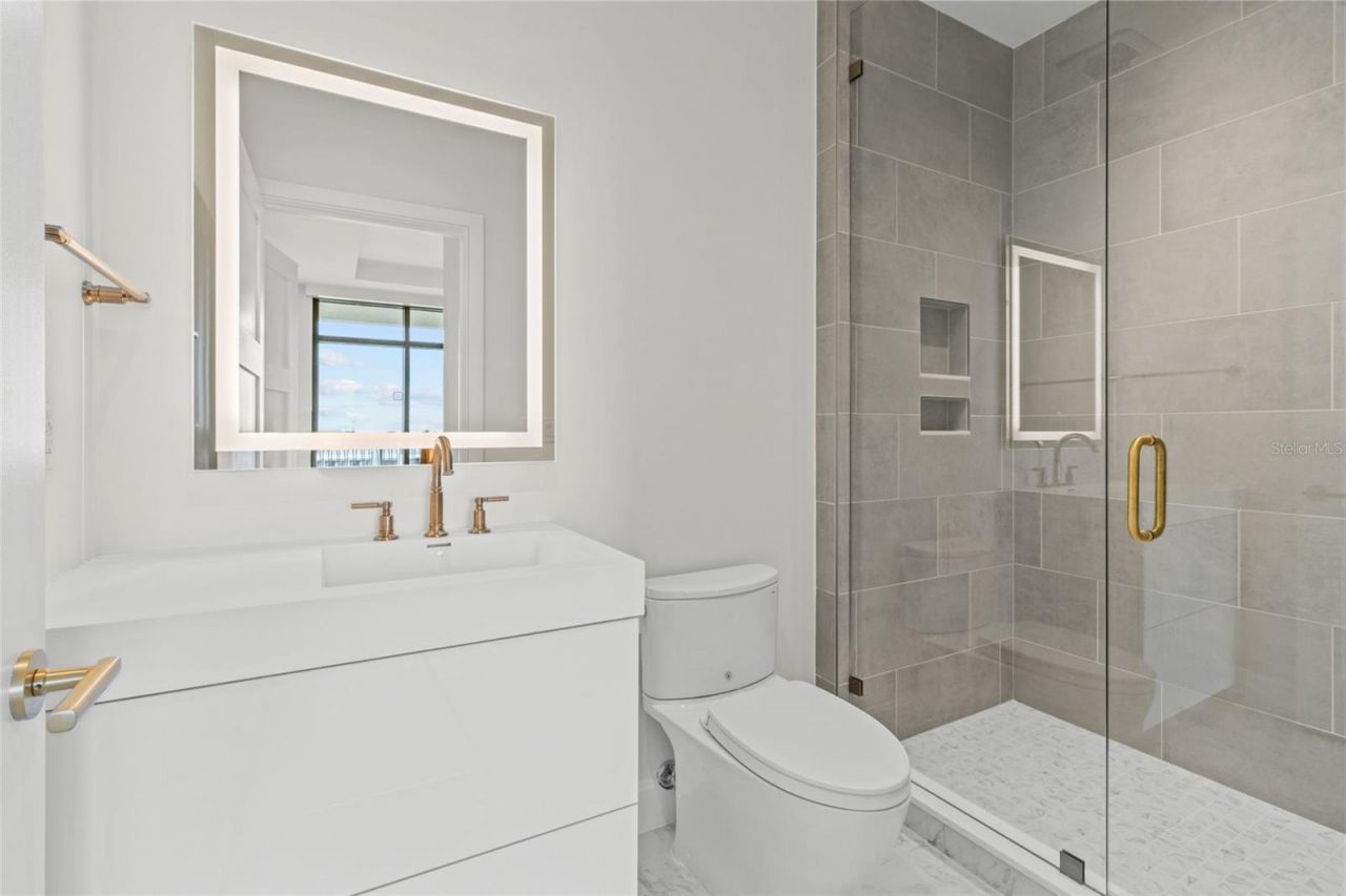 126 4th Avenue Ne, Unit 601, Saint Petersburg, FL 33701 Photo