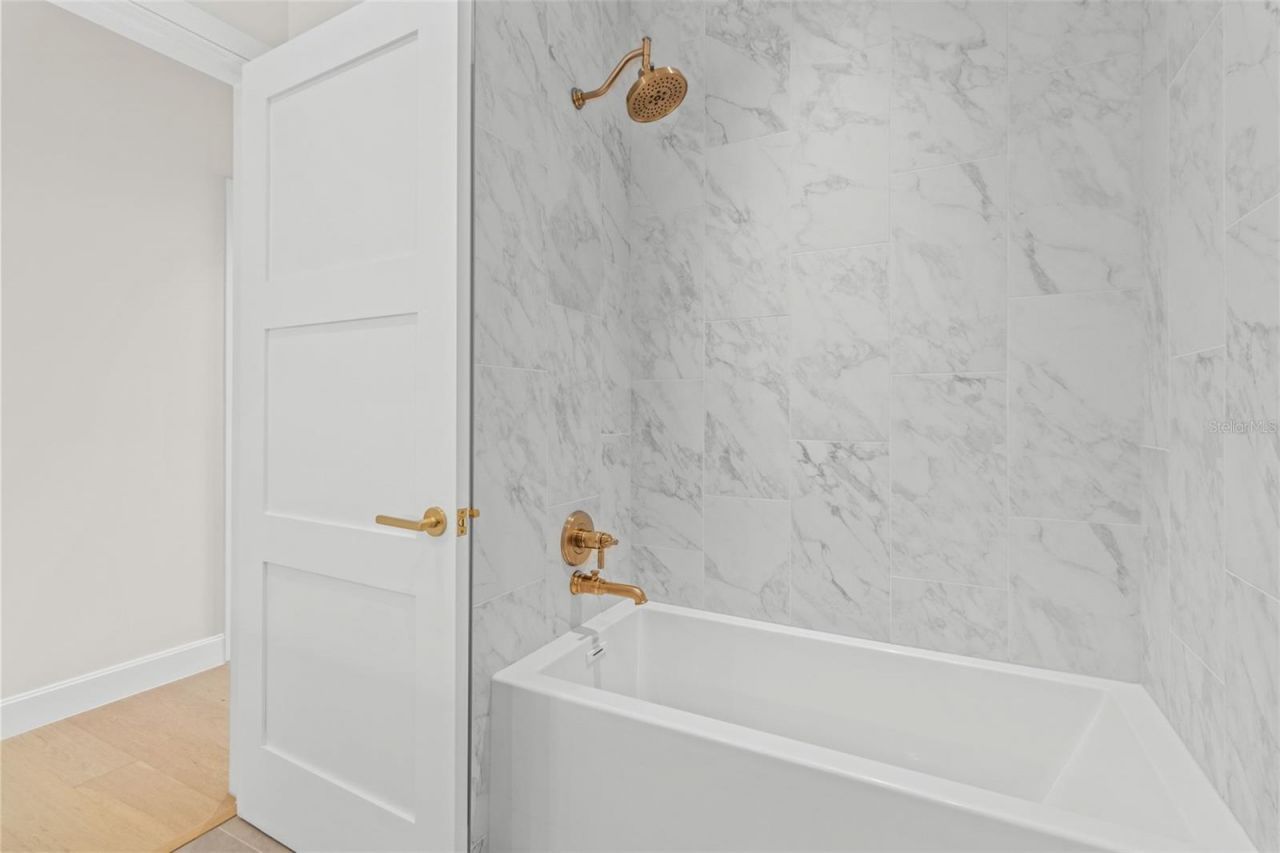 126 4th Avenue Ne, Unit 601, Saint Petersburg, FL 33701 Photo