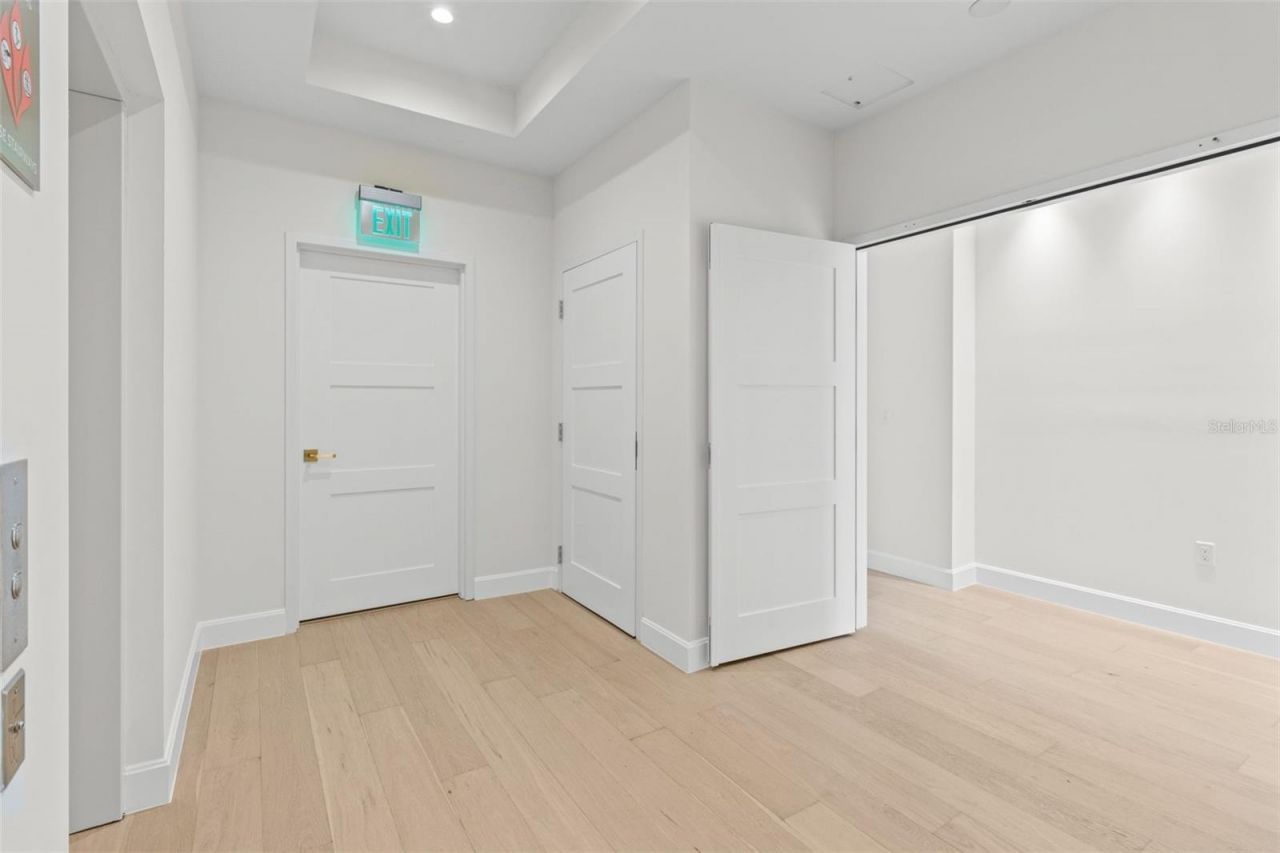 126 4th Avenue Ne, Unit 601, Saint Petersburg, FL 33701 Photo