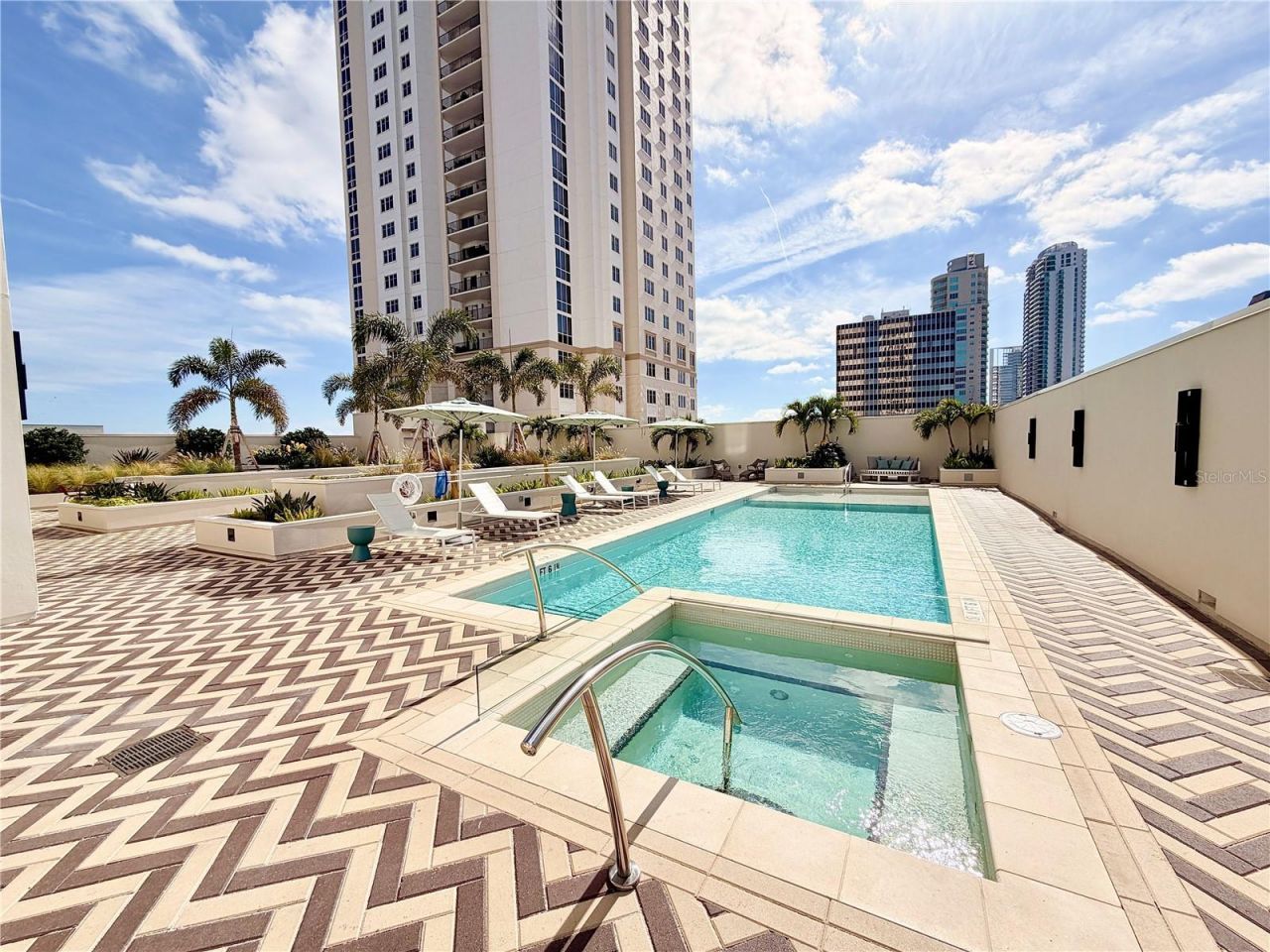 126 4th Avenue Ne, Unit 601, Saint Petersburg, FL 33701 Photo