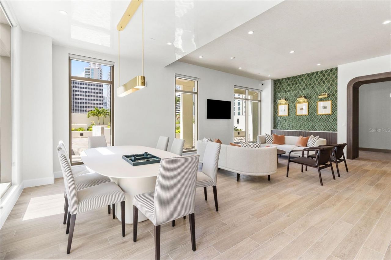 126 4th Avenue Ne, Unit 601, Saint Petersburg, FL 33701 Photo