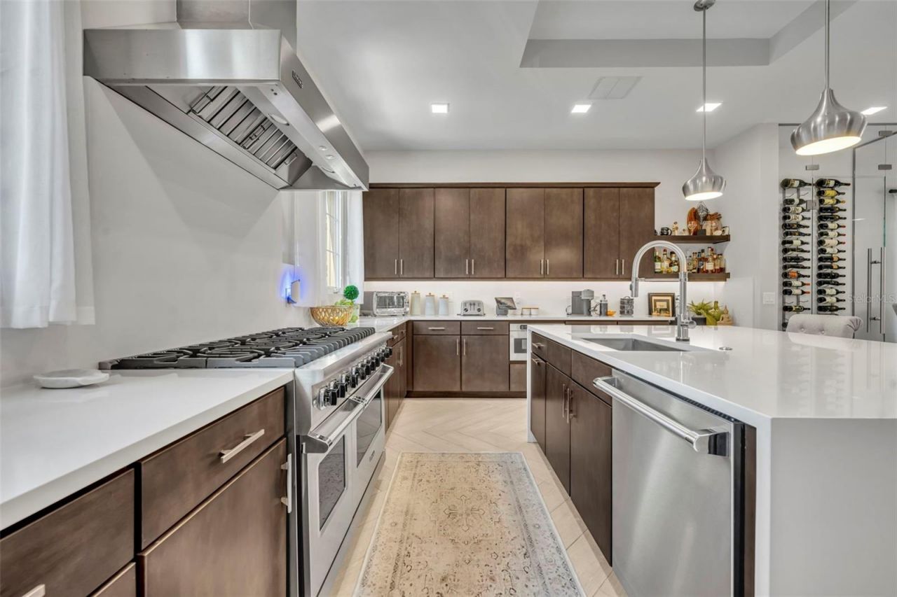622 E Central Boulevard, Orlando, FL 32801 Photo