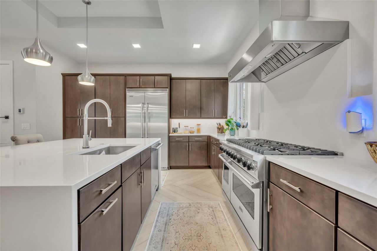 622 E Central Boulevard, Orlando, FL 32801 Photo