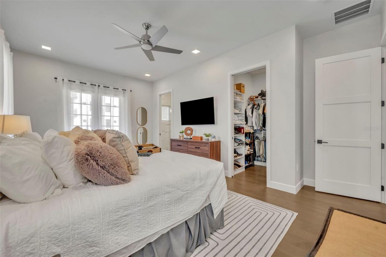 622 E Central Boulevard, Orlando, FL 32801 Photo