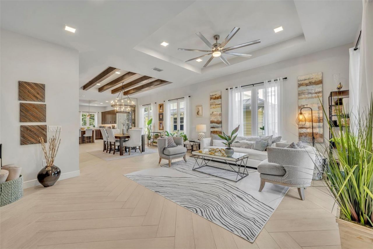 622 E Central Boulevard, Orlando, FL 32801 Photo