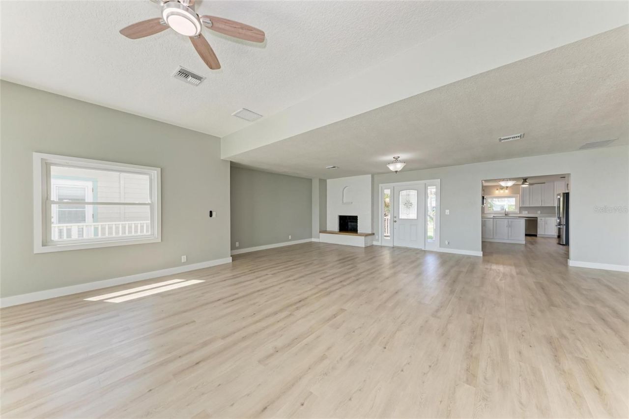 893 N Shore Drive, Anna Maria, FL 34216 Photo