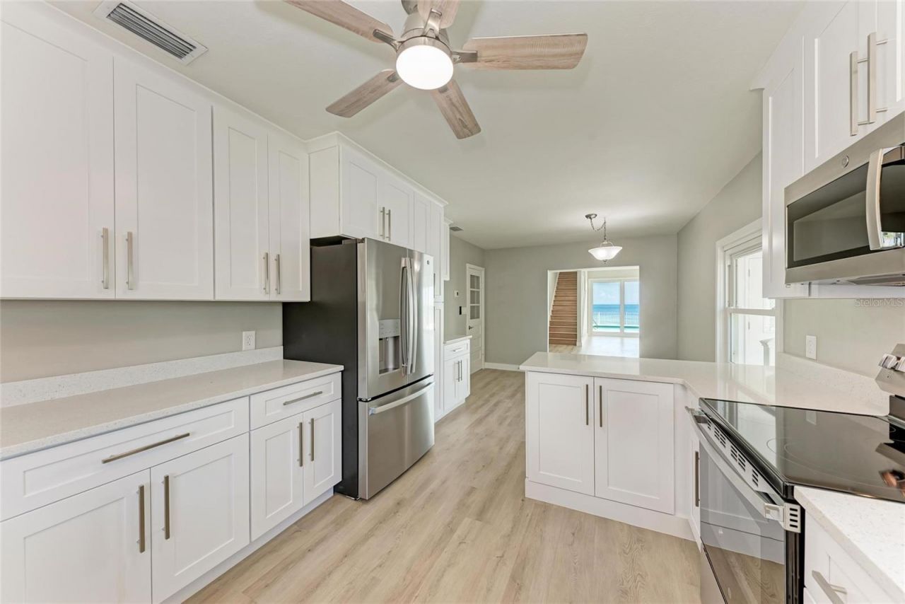 893 N Shore Drive, Anna Maria, FL 34216 Photo