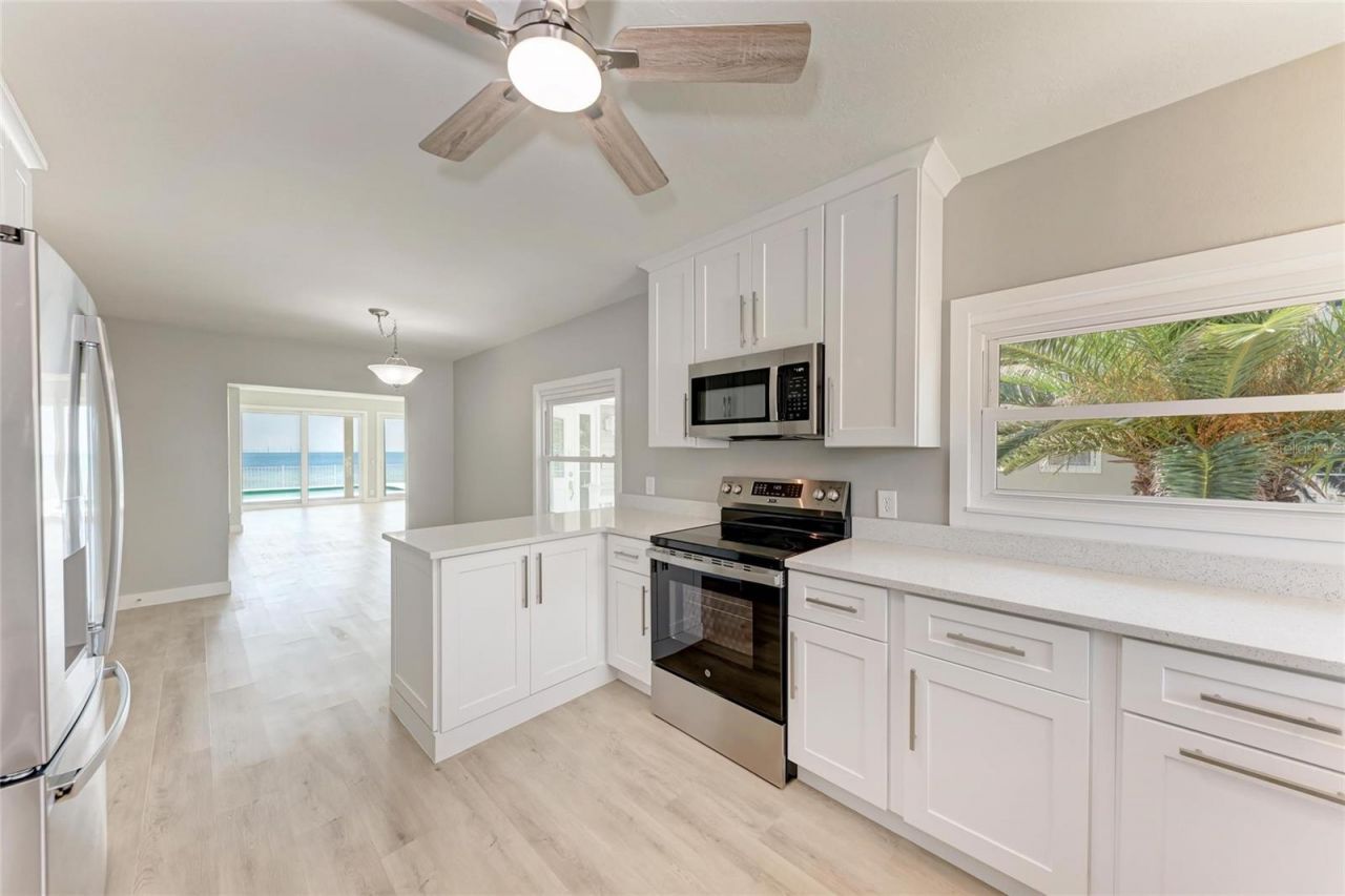 893 N Shore Drive, Anna Maria, FL 34216 Photo