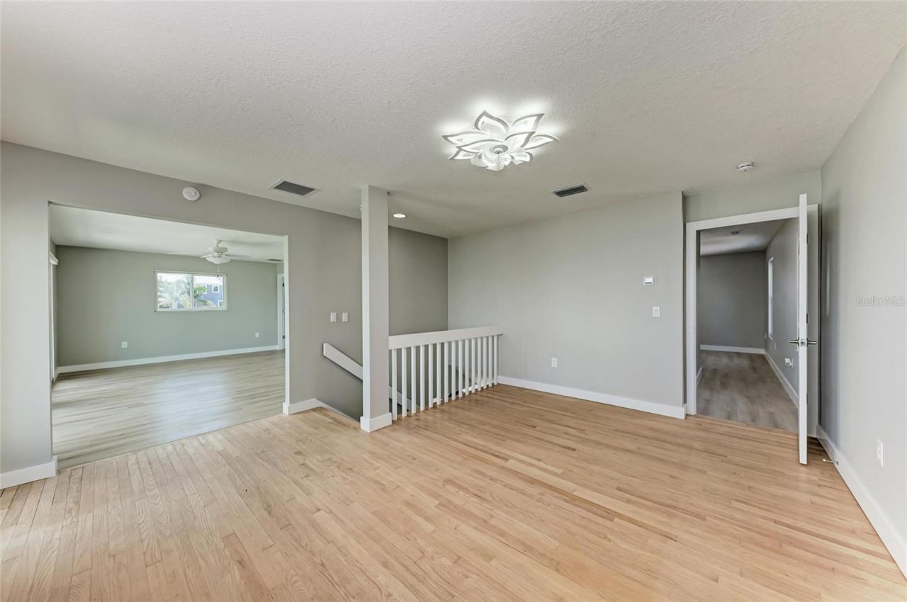 893 N Shore Drive, Anna Maria, FL 34216 Photo