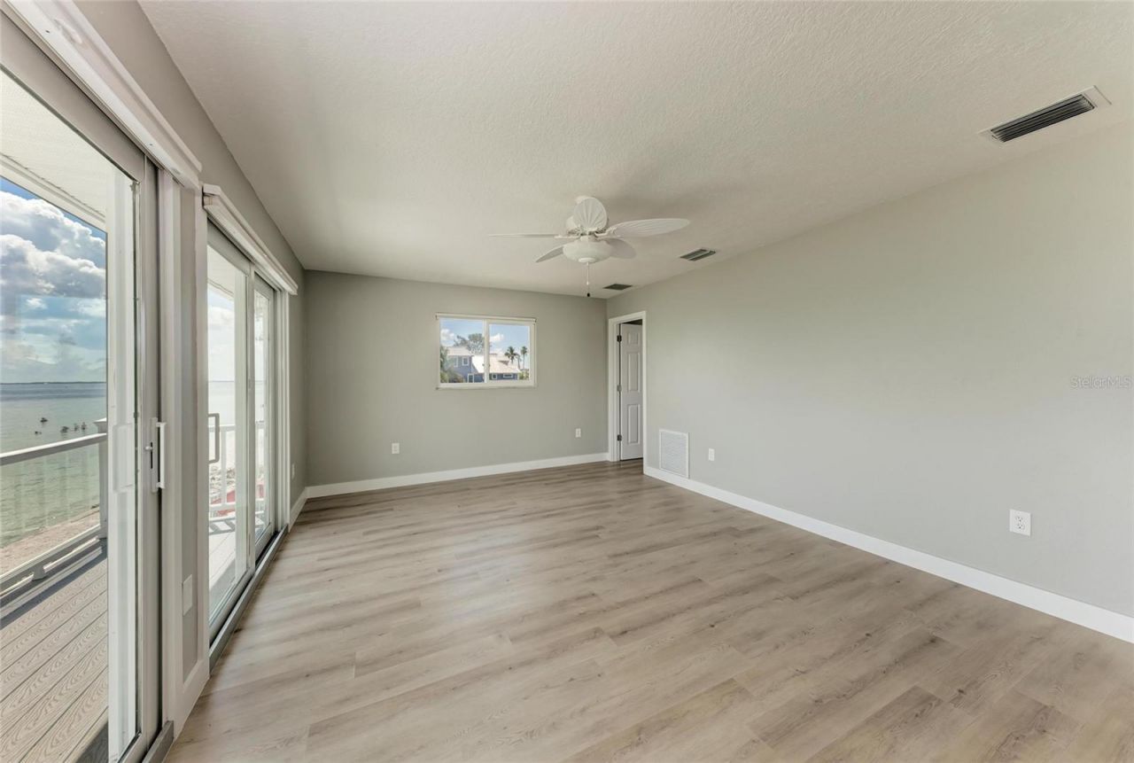 893 N Shore Drive, Anna Maria, FL 34216 Photo
