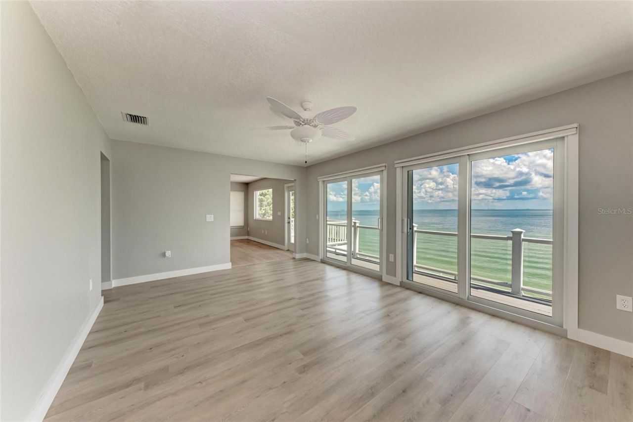 893 N Shore Drive, Anna Maria, FL 34216 Photo