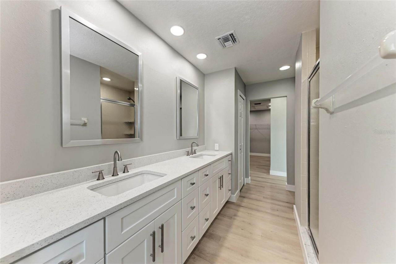 893 N Shore Drive, Anna Maria, FL 34216 Photo