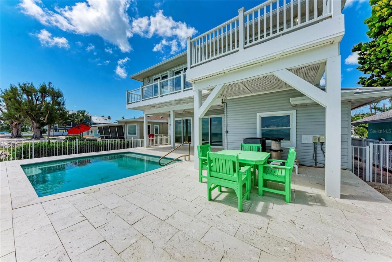 893 N Shore Drive, Anna Maria, FL 34216 Photo