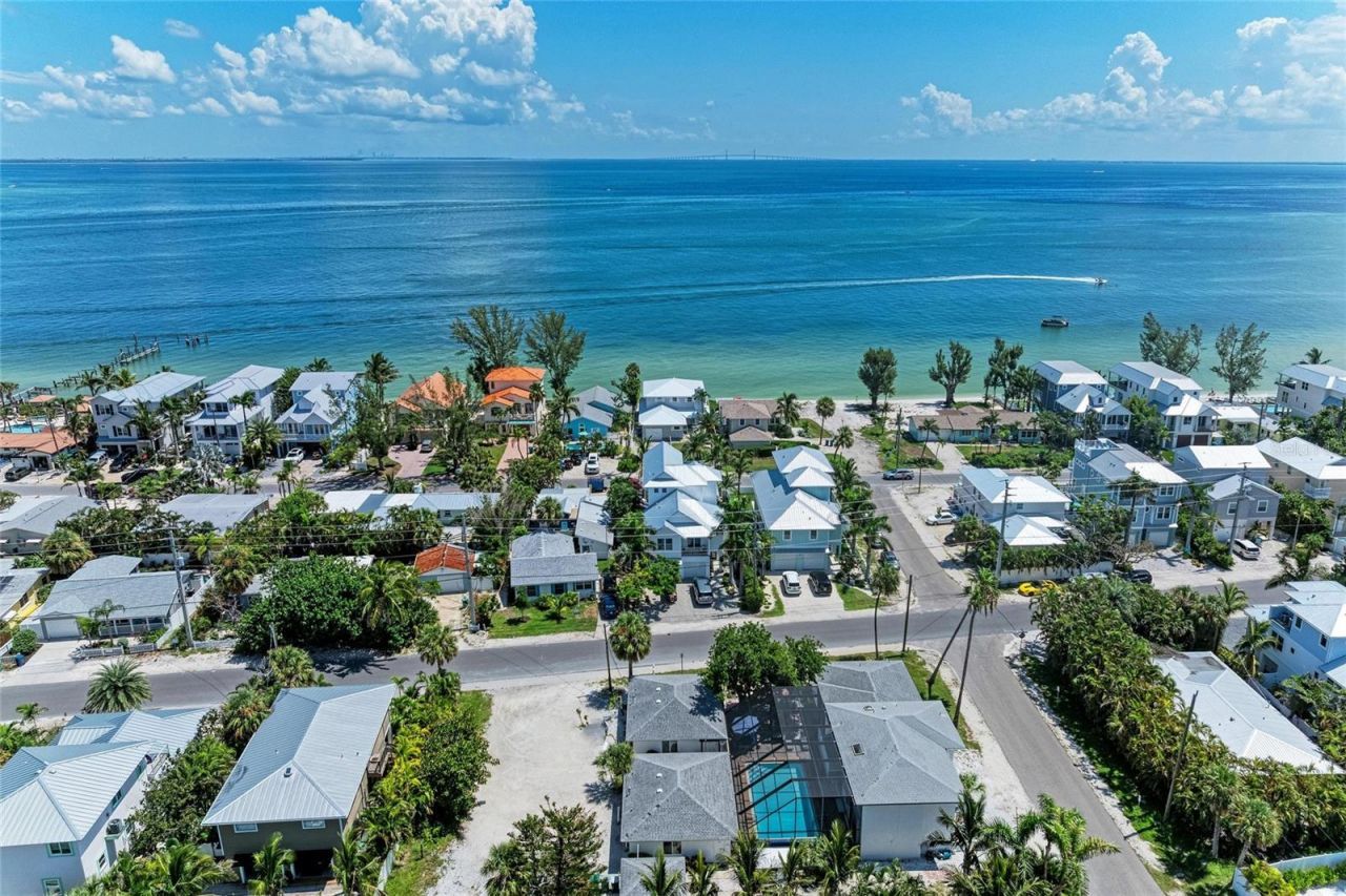 893 N Shore Drive, Anna Maria, FL 34216 Photo