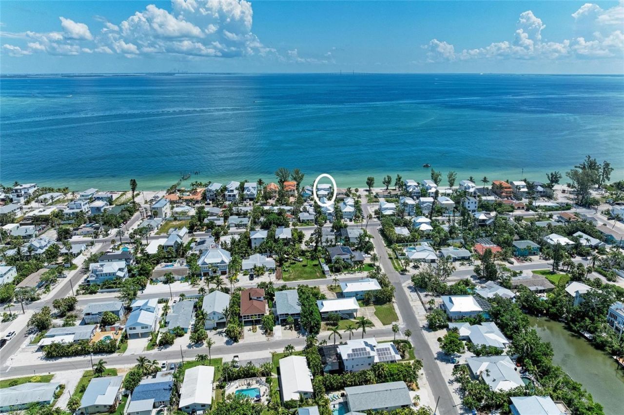 893 N Shore Drive, Anna Maria, FL 34216 Photo