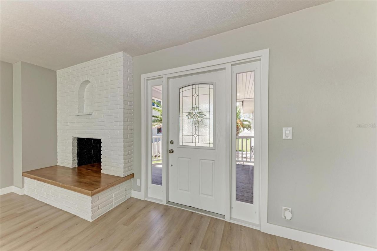 893 N Shore Drive, Anna Maria, FL 34216 Photo