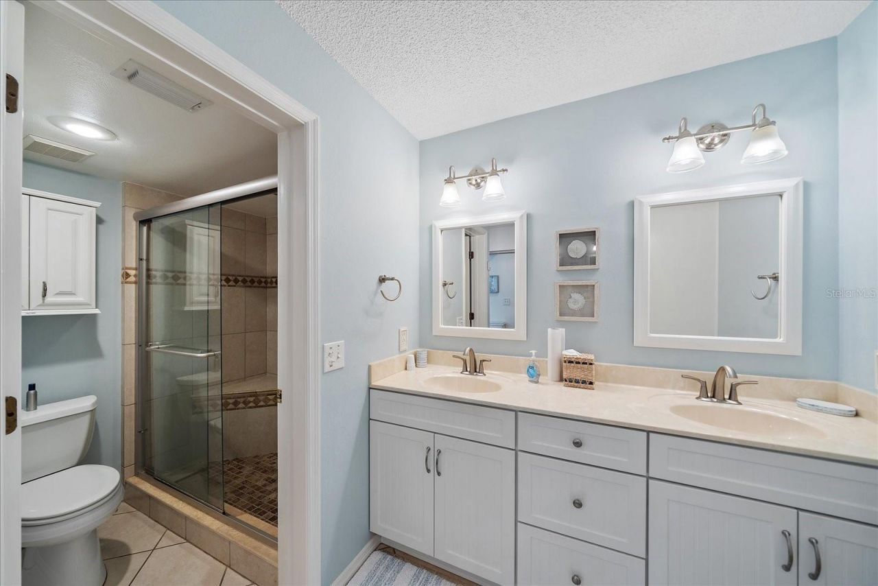 425 Cerromar Terrace, Unit 359, Venice, FL 34293 Photo