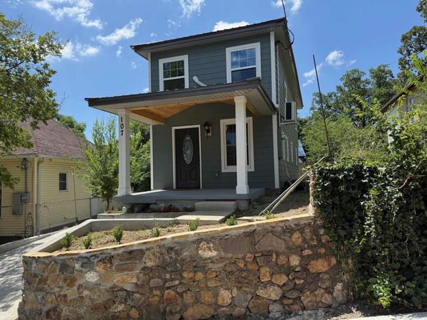 107 Liberty Street, Hot Springs, AR 71913