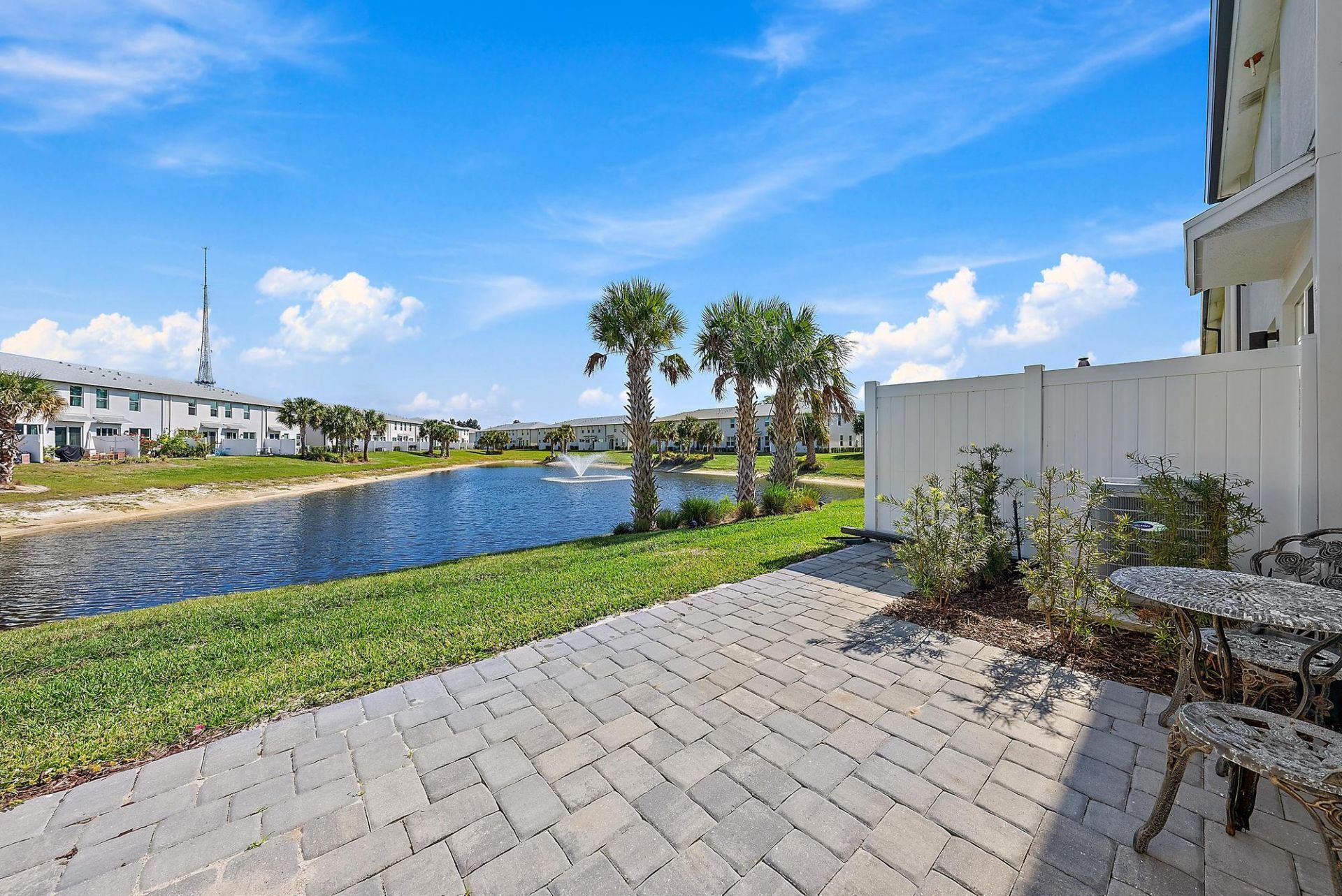 5646 Enclave Drive, Mangonia Park, FL 33407 Photo