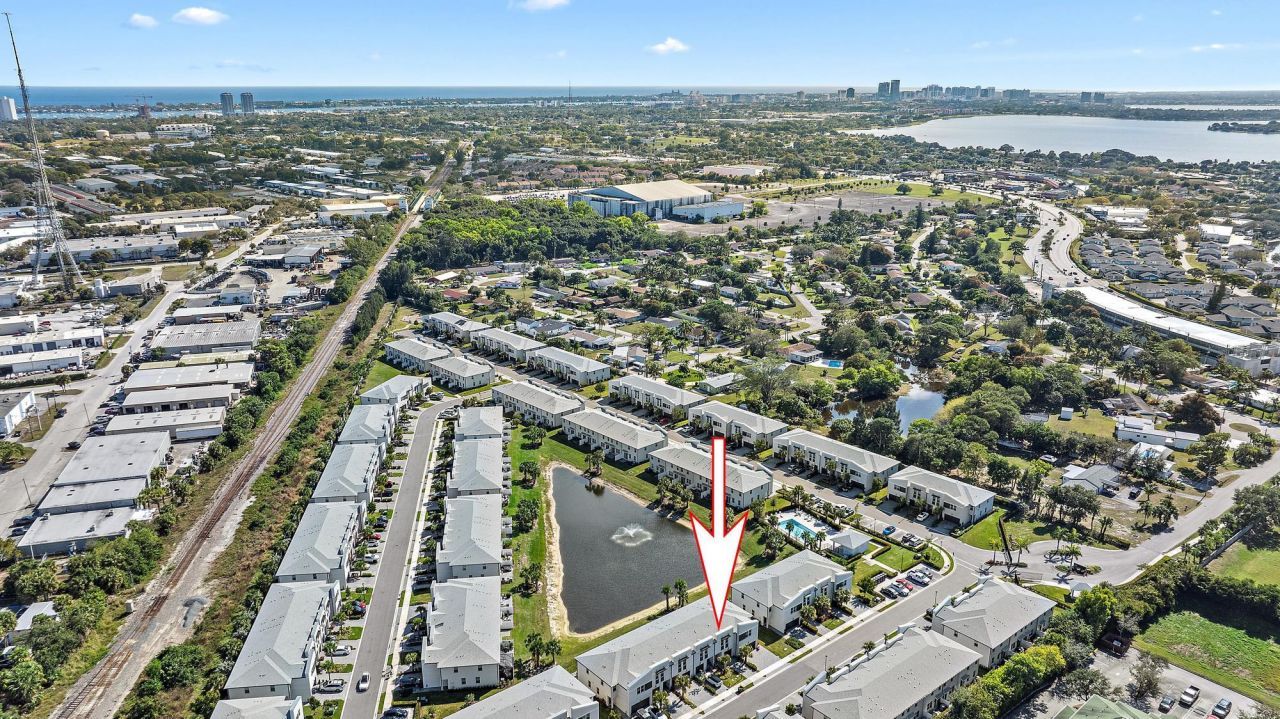 5646 Enclave Drive, Mangonia Park, FL 33407 Photo