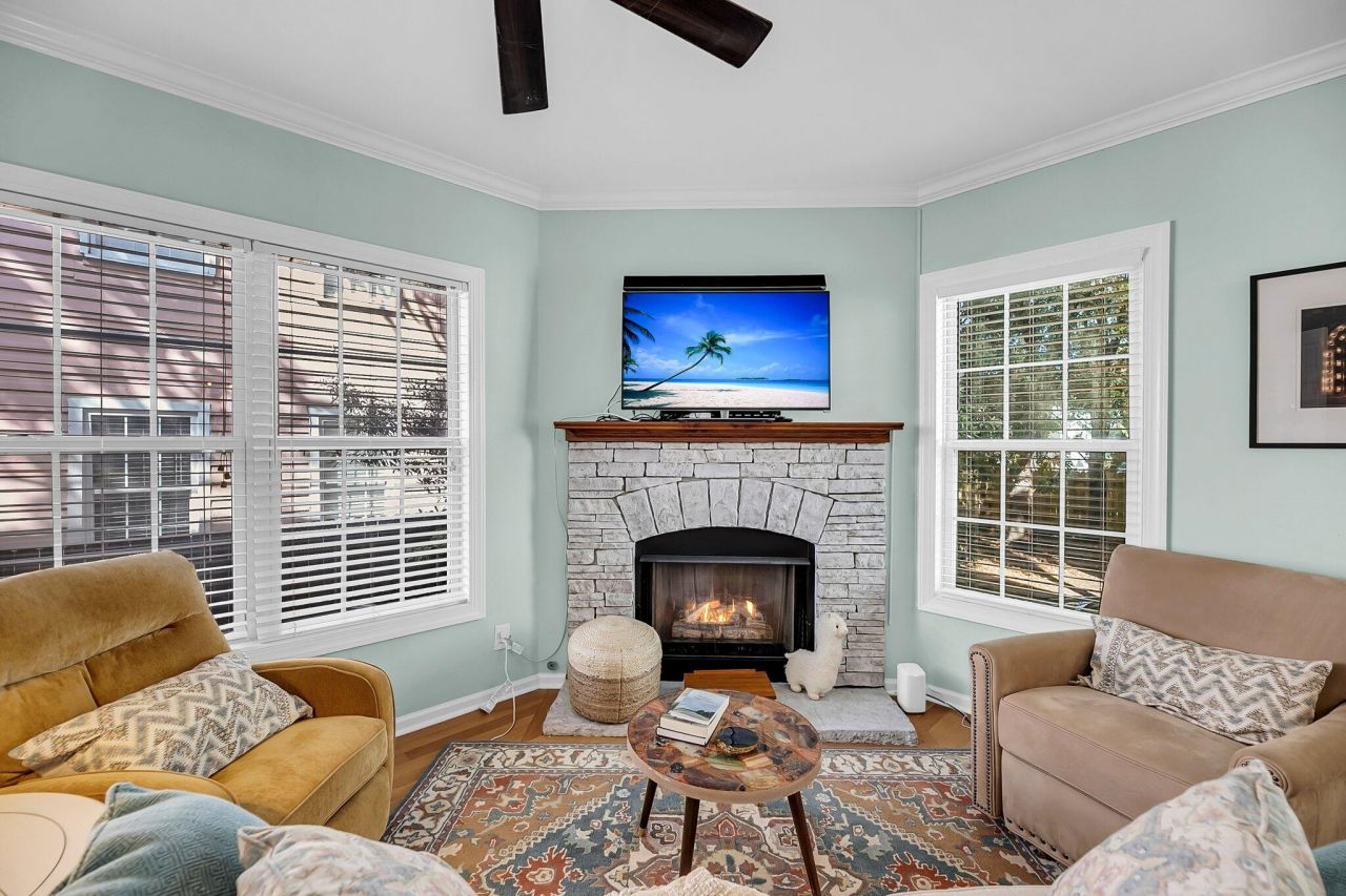 118 Congress Street Photo 11