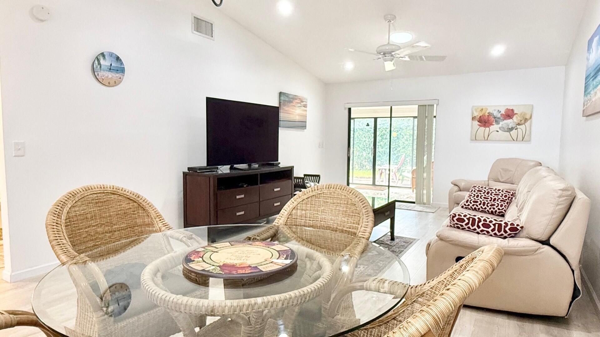 2641 W Gately Drive, Unit 2302, West Palm Beach, FL 33415 Photo