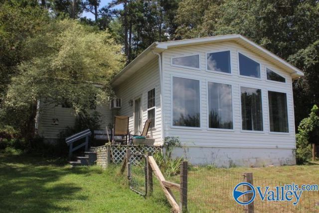 132 Winston Drive, Valley Head, AL 35989 Main Photo