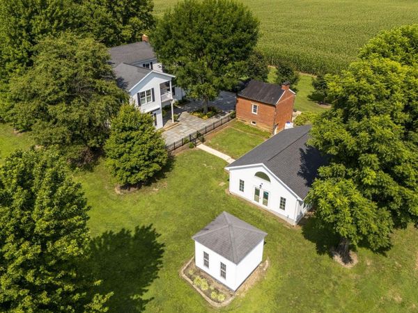 29614 Tarlton Adelphi Road, Laurelville, OH 43135