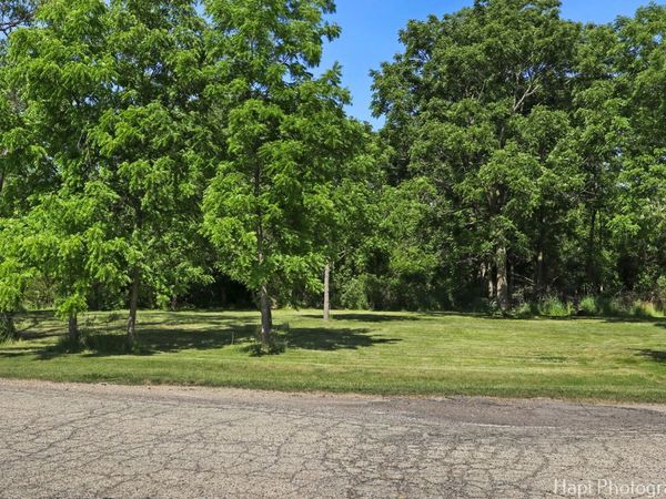 40575 N Terry Lane, Antioch, IL 60002