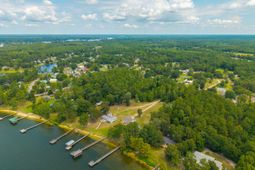 1083 Copperhead Road photo 4