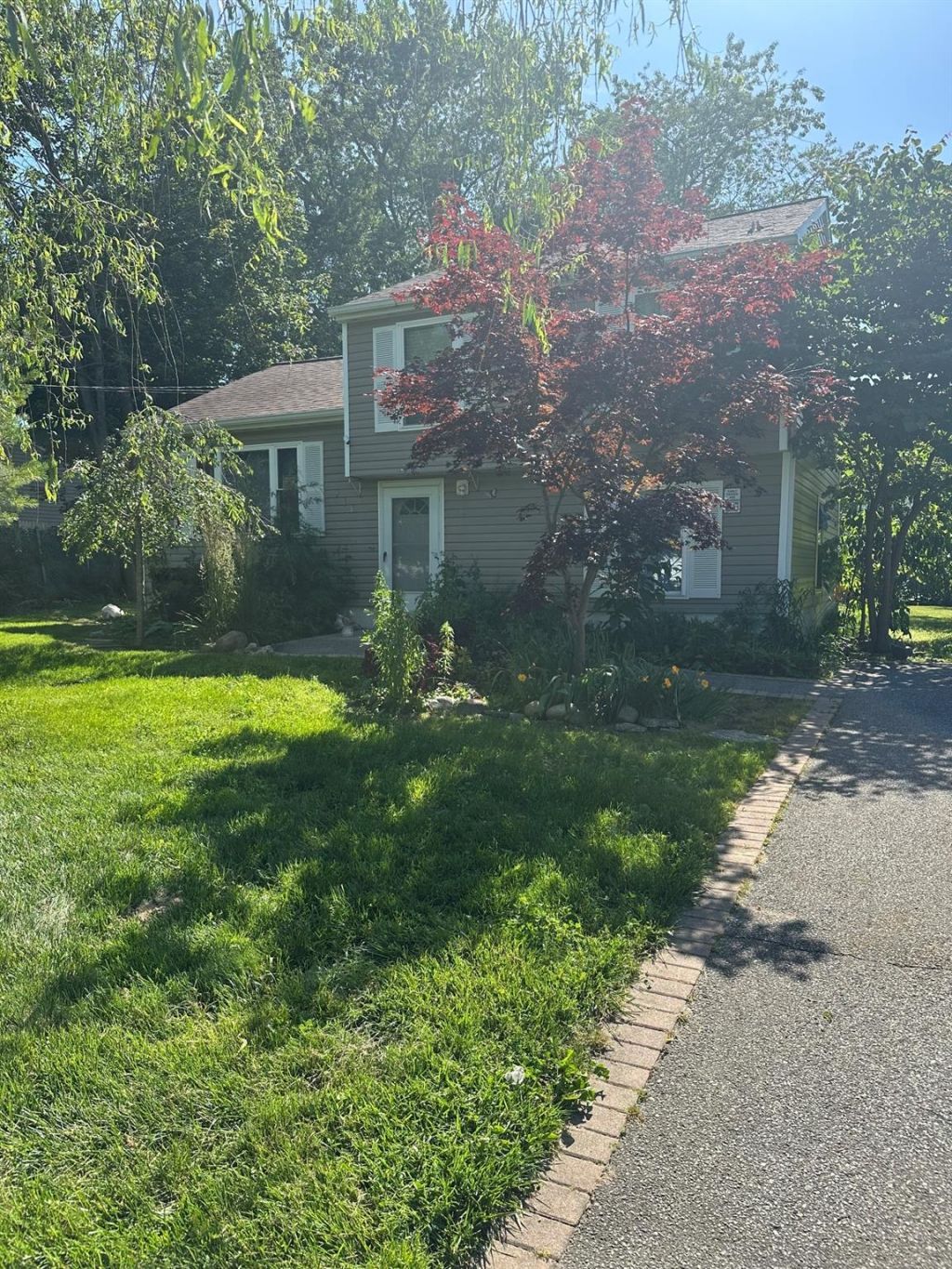 716 Narragansett Avenue, East Patchogue, NY 11772 Main Photo