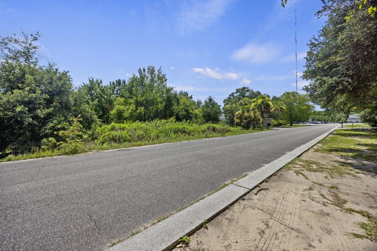 481 Jessen Lane Photo 10