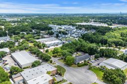 481 Jessen Lane photo 4